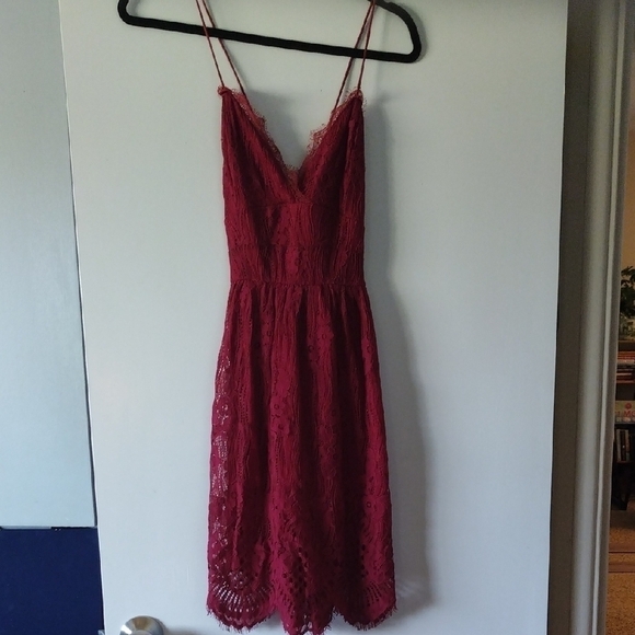 Aooksmery Elegant Red Lace Dress - Picture 9 of 10